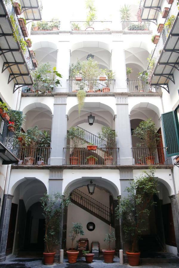 Apartamento Casa Matys Nápoles Exterior foto